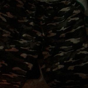 Women’s plus Size camp joggers